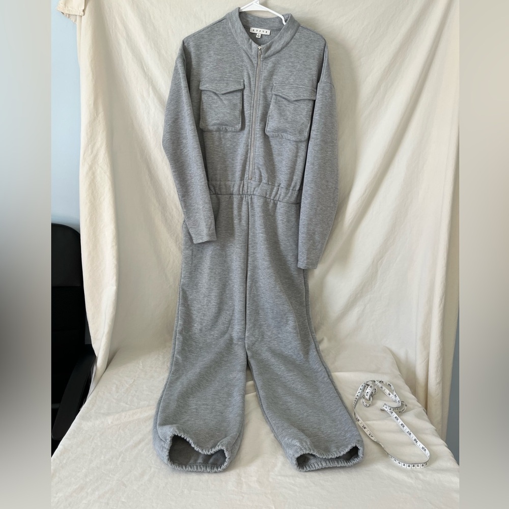 Hyfve Streetcore Grey Jumpsuit Sweatsuit woman’s size large